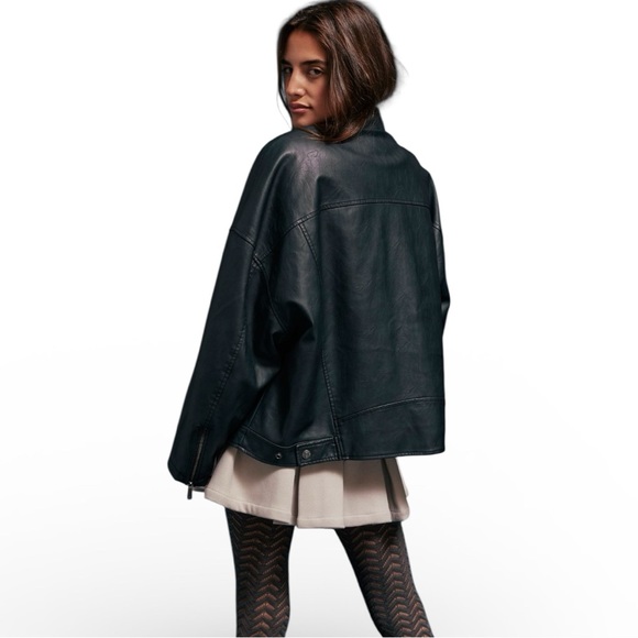 We The Free People Vinny vegan leather bomber jacket black zippers M NEW NWT - Picture 6 of 8